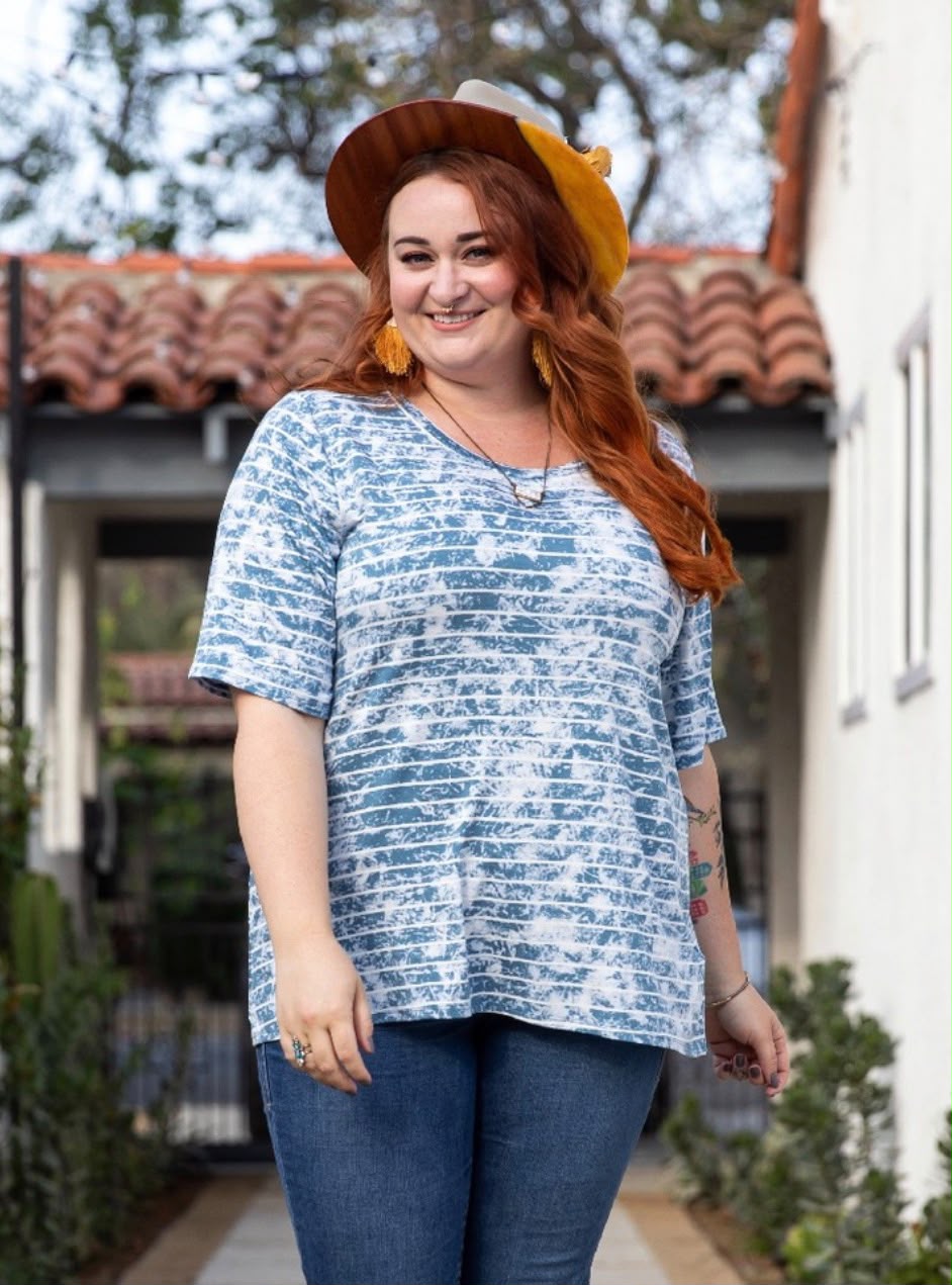 LuLaRoe Boyfriend T - Relaxed A-Line Elbow Sleeve Tee (Sizes XS-M)