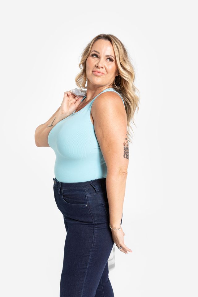 LuLaRoe Jules Jewel Neck Tank - Smooth Stretch Straight Hem (Sizes M-3XL)