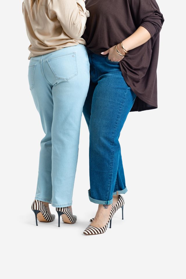 LuLaRoe 90's Relaxed Denim - Mid-Rise Magic Waistband (Size 36)