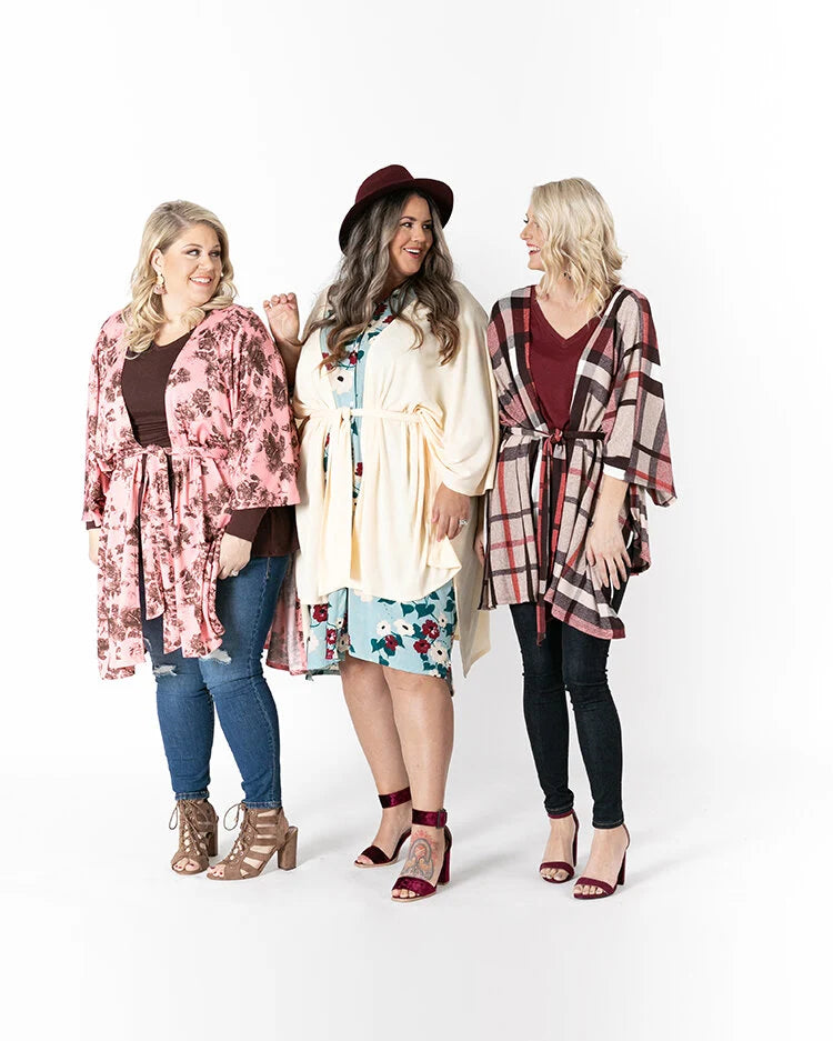 LuLaRoe Savannah Kaftan Wrap - Versatile Statement Layer (Size L/XL)