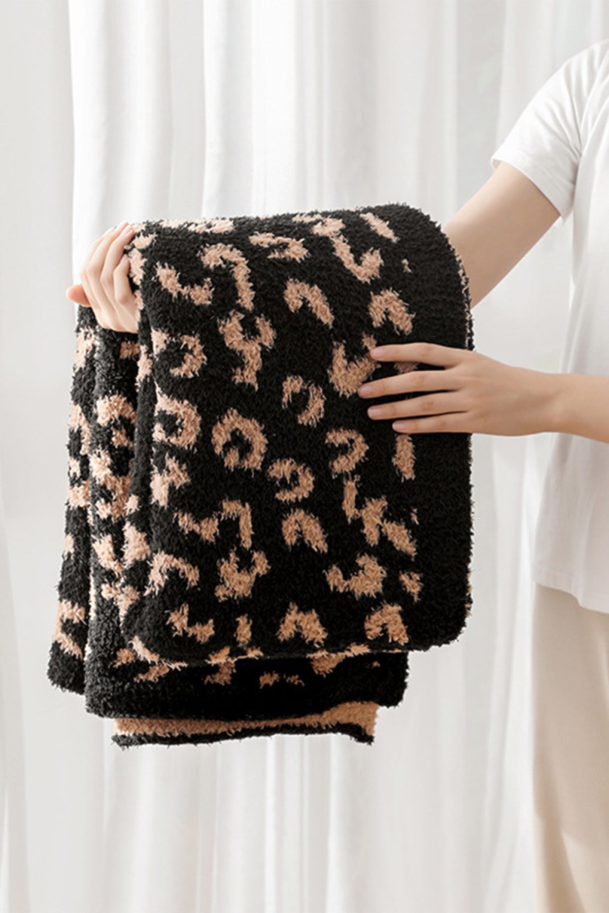 Sky Leopard Knit Blanket – Cold Picnic